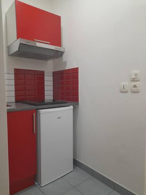 Studio - 1 Min Rer - 10Min Disney & 30 Min Paris - Free Parking & Wifi Apartment บุสซี-แซ็ง-ฌอร์ฌ ภายนอก รูปภาพ